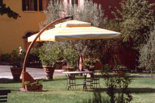 Parasols aluminium et bois